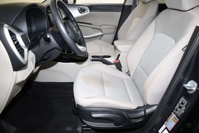 Thumbnail: 2020 Kia Soul - 10
