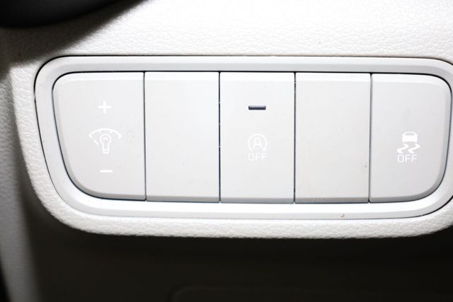 Thumbnail: 2020 Kia Soul - 28
