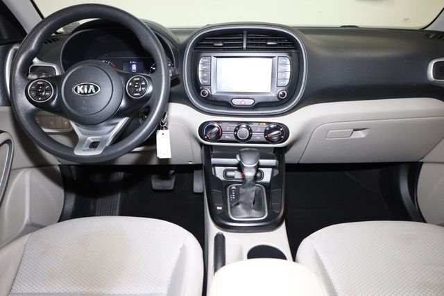 Thumbnail: 2020 Kia Soul - 14