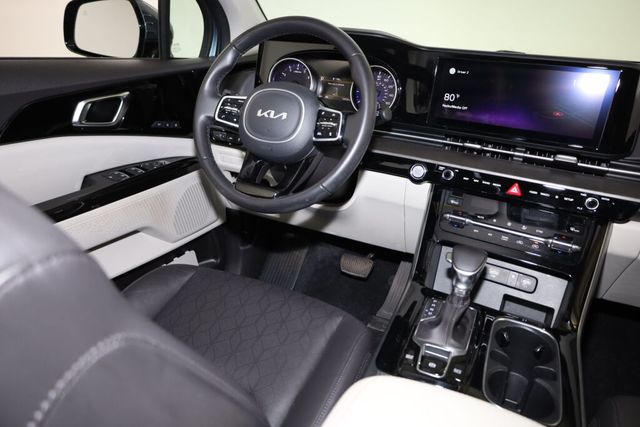 Thumbnail: 2022 Kia Carnival - 11