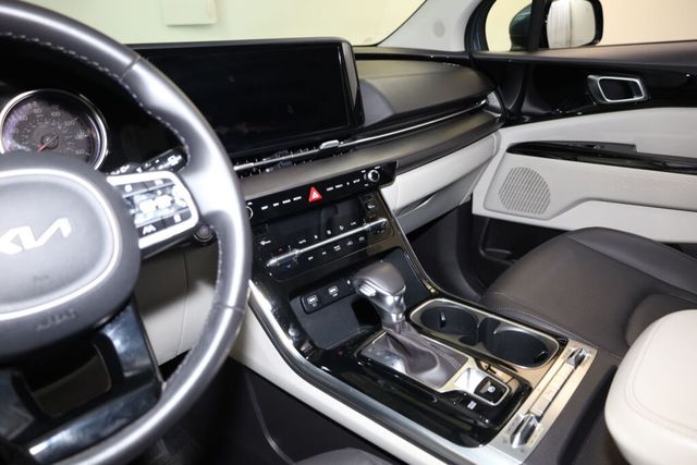 Thumbnail: 2022 Kia Carnival - 7
