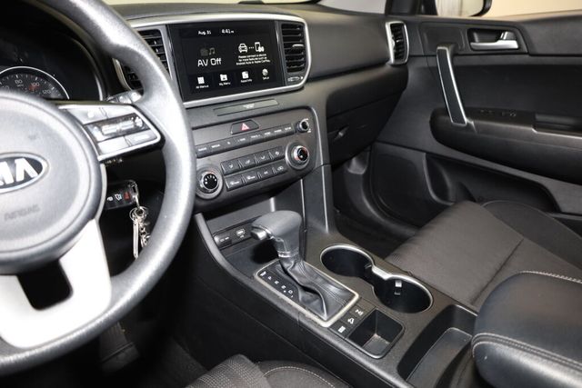 Thumbnail: 2020 Kia Sportage - 9