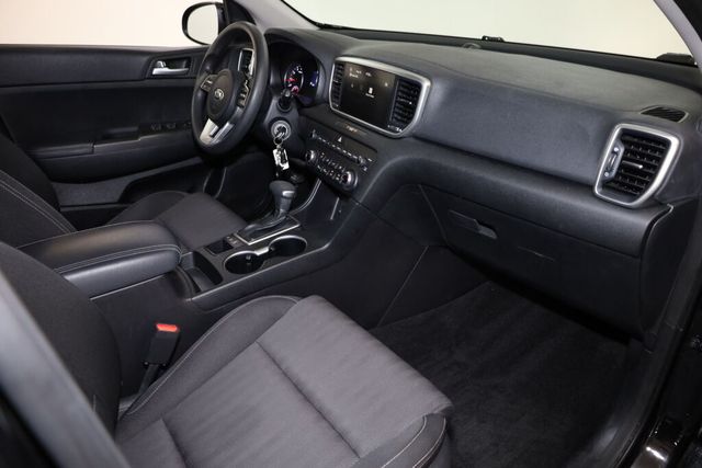 Thumbnail: 2020 Kia Sportage - 36