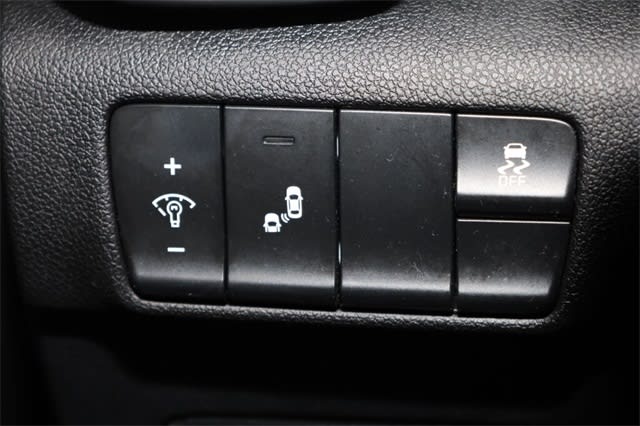 Thumbnail: 2018 Kia Sportage - 31