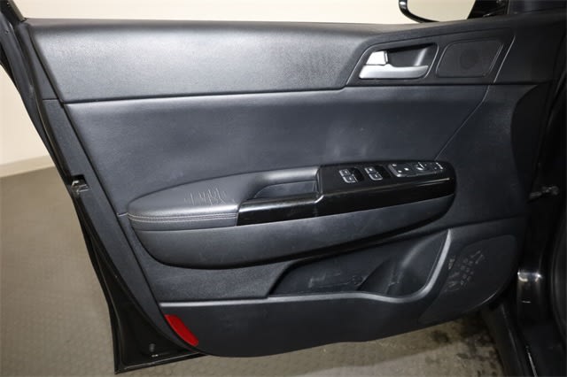 Thumbnail: 2018 Kia Sportage - 27