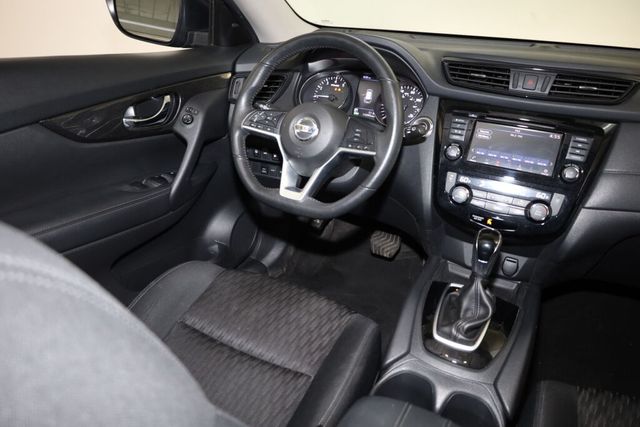 Thumbnail: 2019 Nissan Rogue - 13