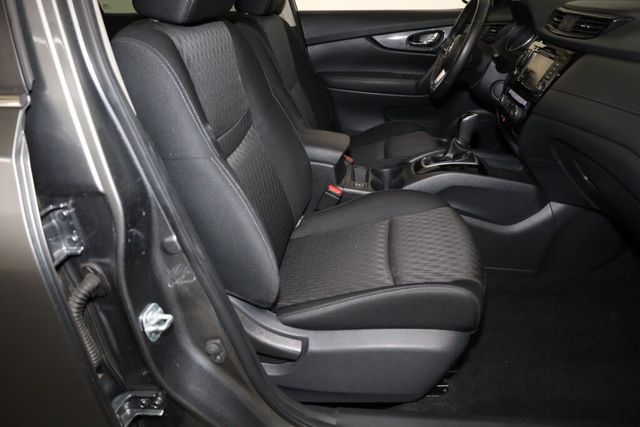 Thumbnail: 2019 Nissan Rogue - 38