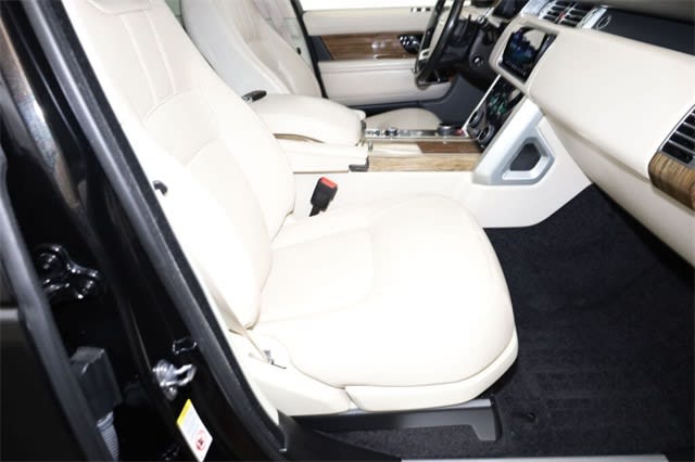 Thumbnail: 2019 Land Rover Range Rover - 28