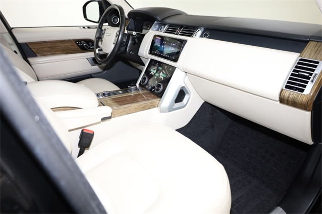Thumbnail: 2019 Land Rover Range Rover - 27