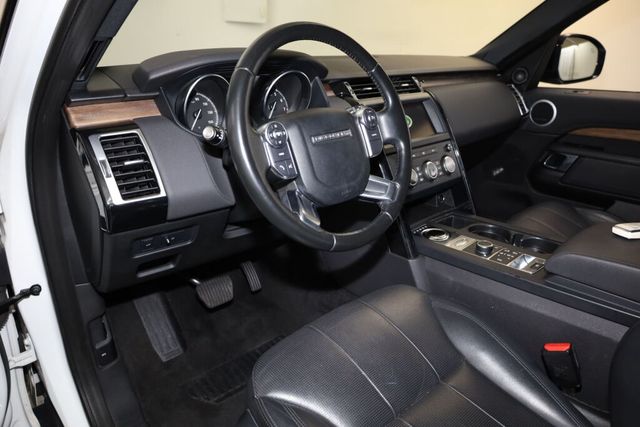 Thumbnail: 2018 Land Rover Discovery - 2