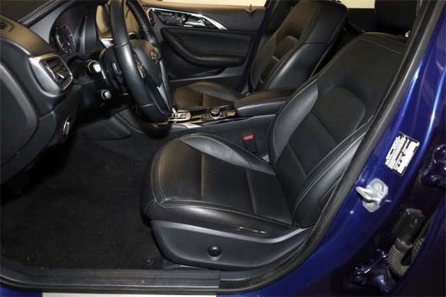 Thumbnail: 2018 INFINITI QX30 - 10