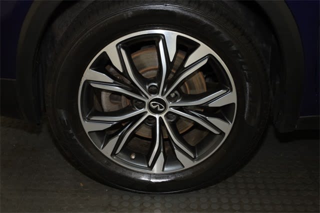 Thumbnail: 2018 INFINITI QX30 - 7