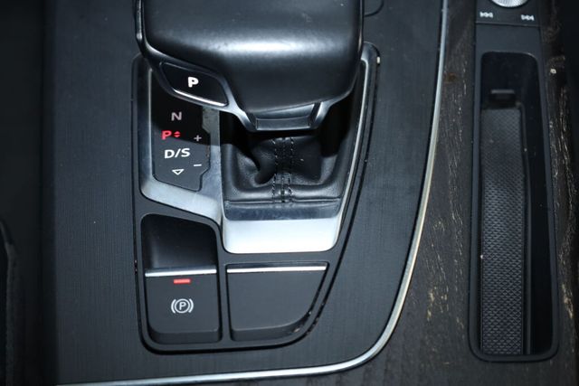 Thumbnail: 2020 Audi Q5 - 35