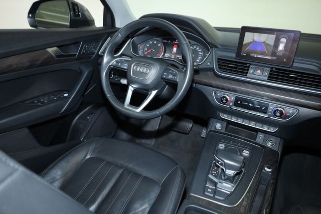 Thumbnail: 2020 Audi Q5 - 13