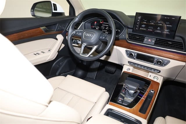 Thumbnail: 2022 Audi Q5 - 9