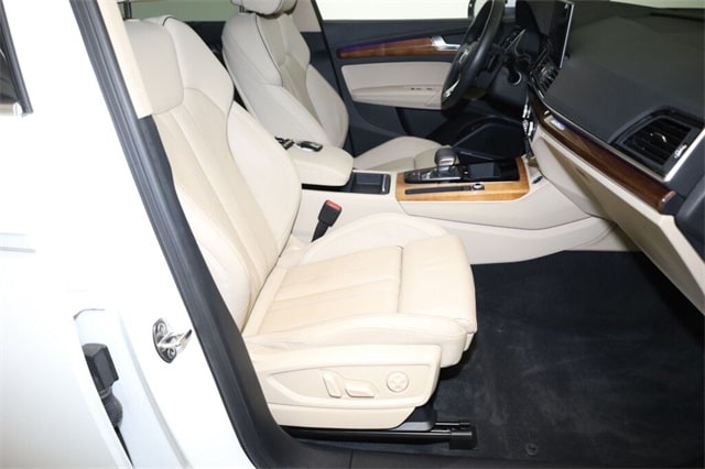 Thumbnail: 2022 Audi Q5 - 28