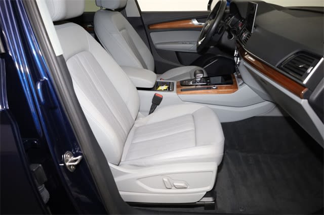 Thumbnail: 2022 Audi Q5 - 28