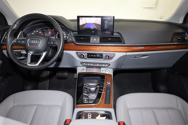 Thumbnail: 2022 Audi Q5 - 13