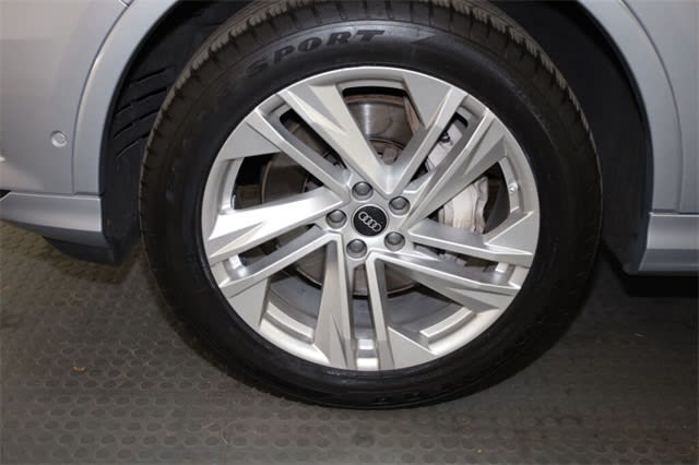 Thumbnail: 2022 Audi Q7 - 7