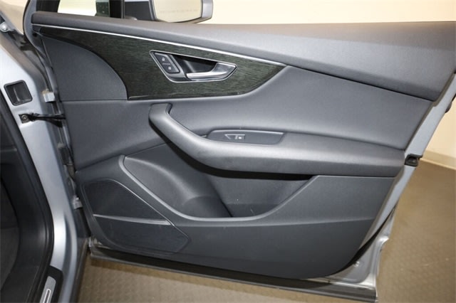 Thumbnail: 2022 Audi Q7 - 30