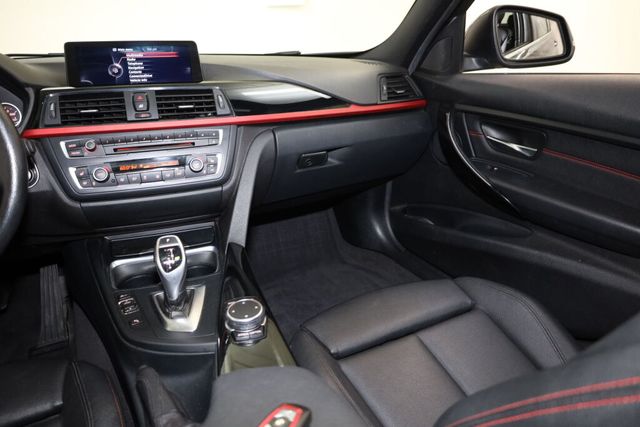 Thumbnail: 2015 BMW 3 Series - 29