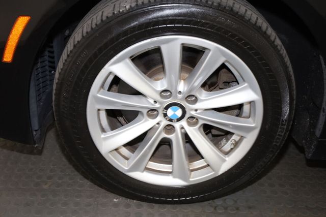 Thumbnail: 2015 BMW 5 Series - 6