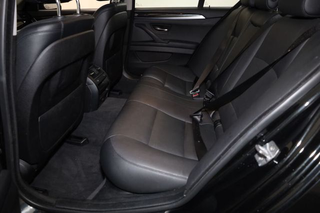 Thumbnail: 2015 BMW 5 Series - 11