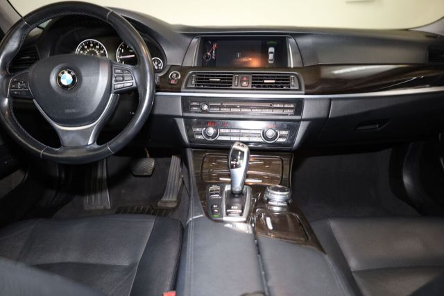 Thumbnail: 2015 BMW 5 Series - 13