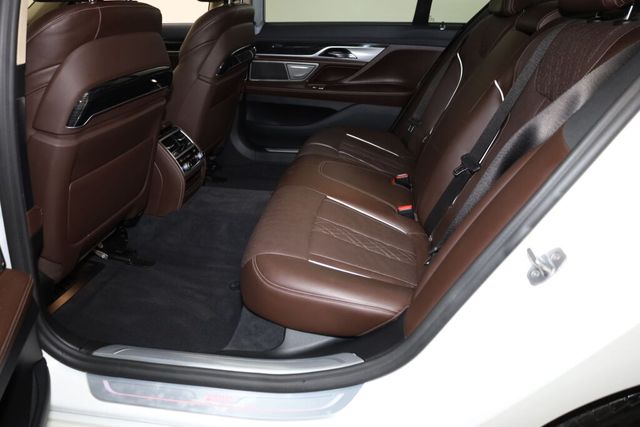 Thumbnail: 2020 BMW 7 Series - 10