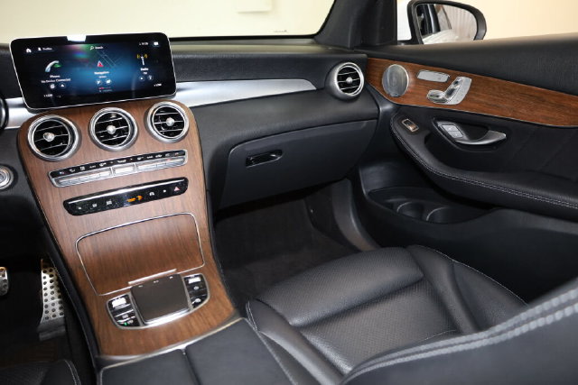 Thumbnail: 2020 Mercedes-Benz GLC - 13