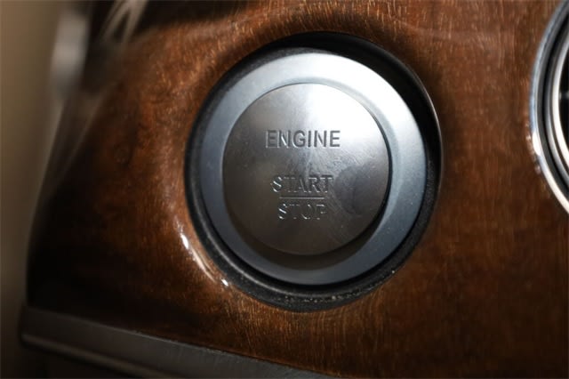 Thumbnail: 2014 Mercedes-Benz S-Class - 36