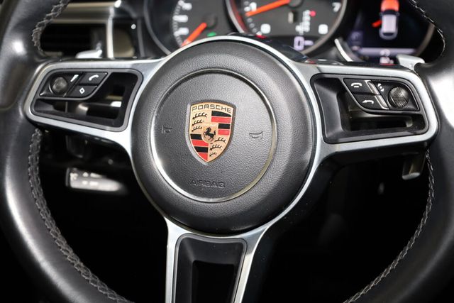 Thumbnail: 2018 Porsche Macan - 38