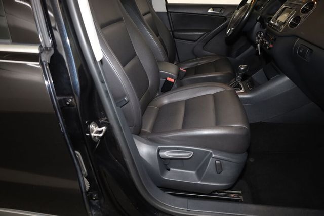 Thumbnail: 2013 Volkswagen Tiguan - 33