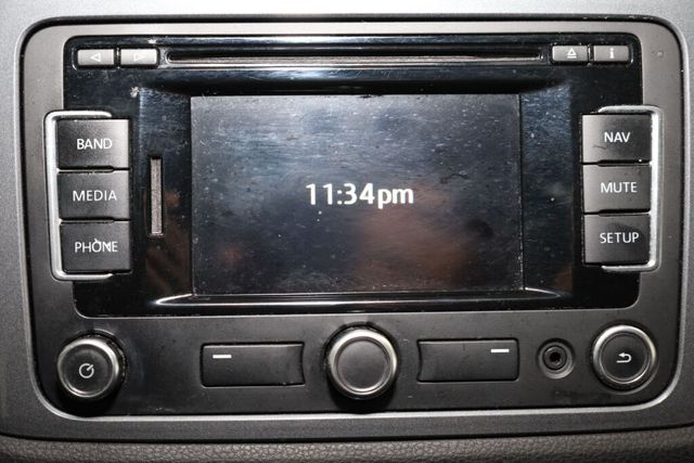 Thumbnail: 2013 Volkswagen Tiguan - 15