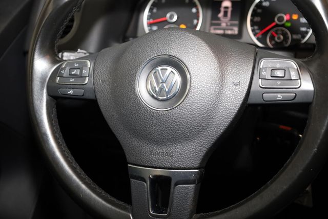 Thumbnail: 2013 Volkswagen Tiguan - 31