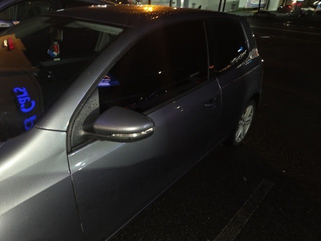 Thumbnail: 2012 Volkswagen Golf - 10