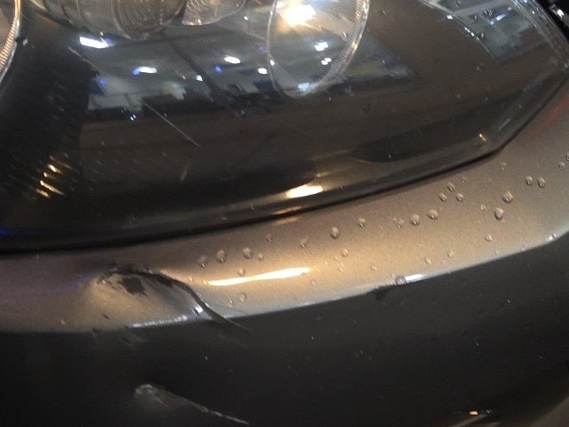 Thumbnail: 2012 Volkswagen Golf - 32