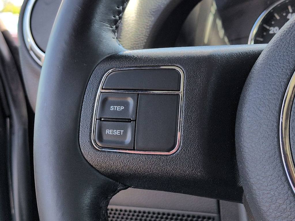 Thumbnail: 2017 Jeep Wrangler - 28