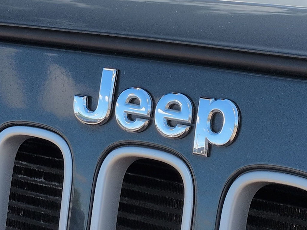 Thumbnail: 2017 Jeep Wrangler - 7
