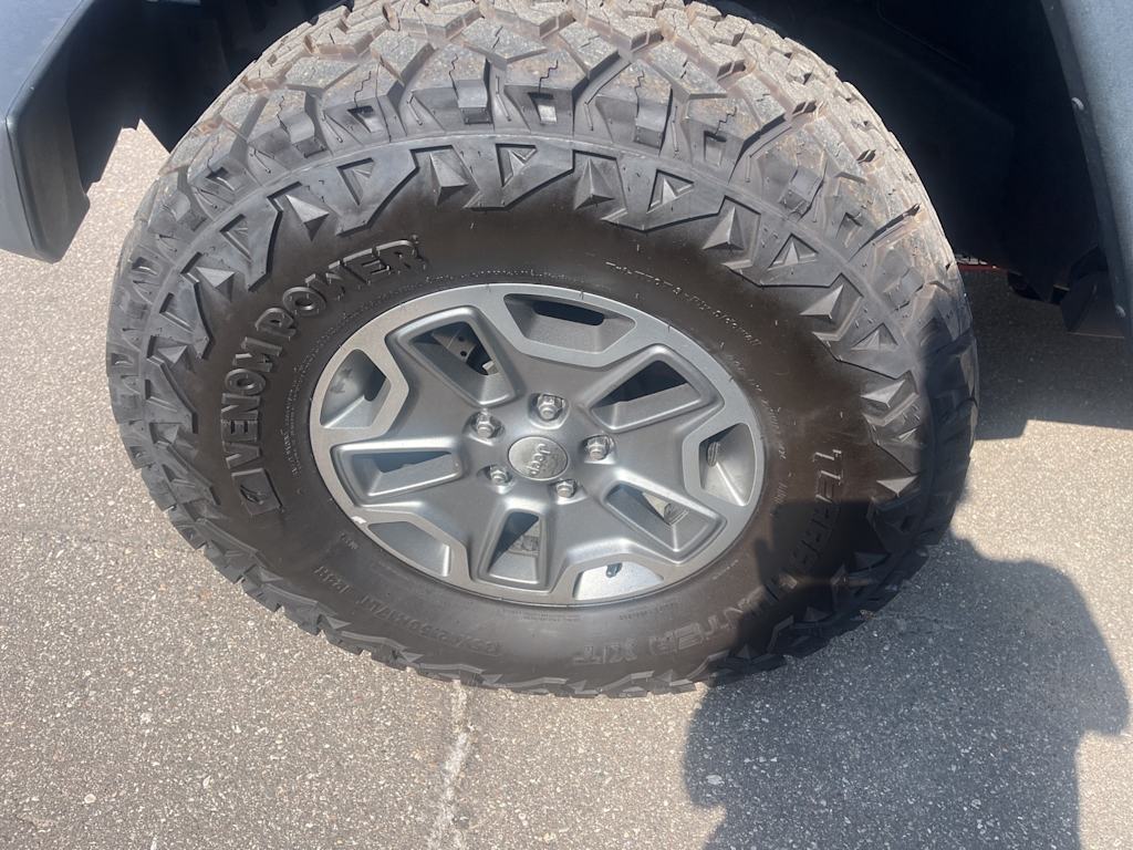 Thumbnail: 2015 Jeep Wrangler - 7