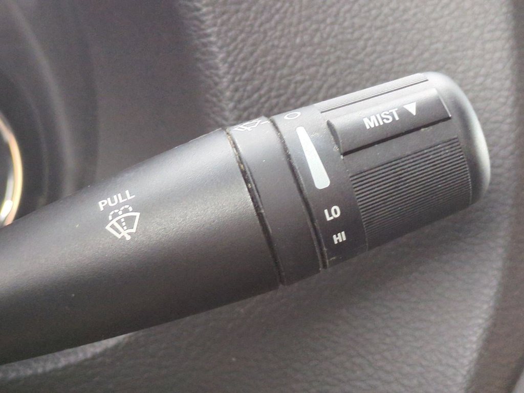 Thumbnail: 2015 Jeep Wrangler - 29