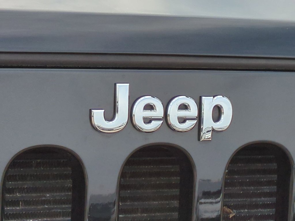 Thumbnail: 2015 Jeep Wrangler - 7