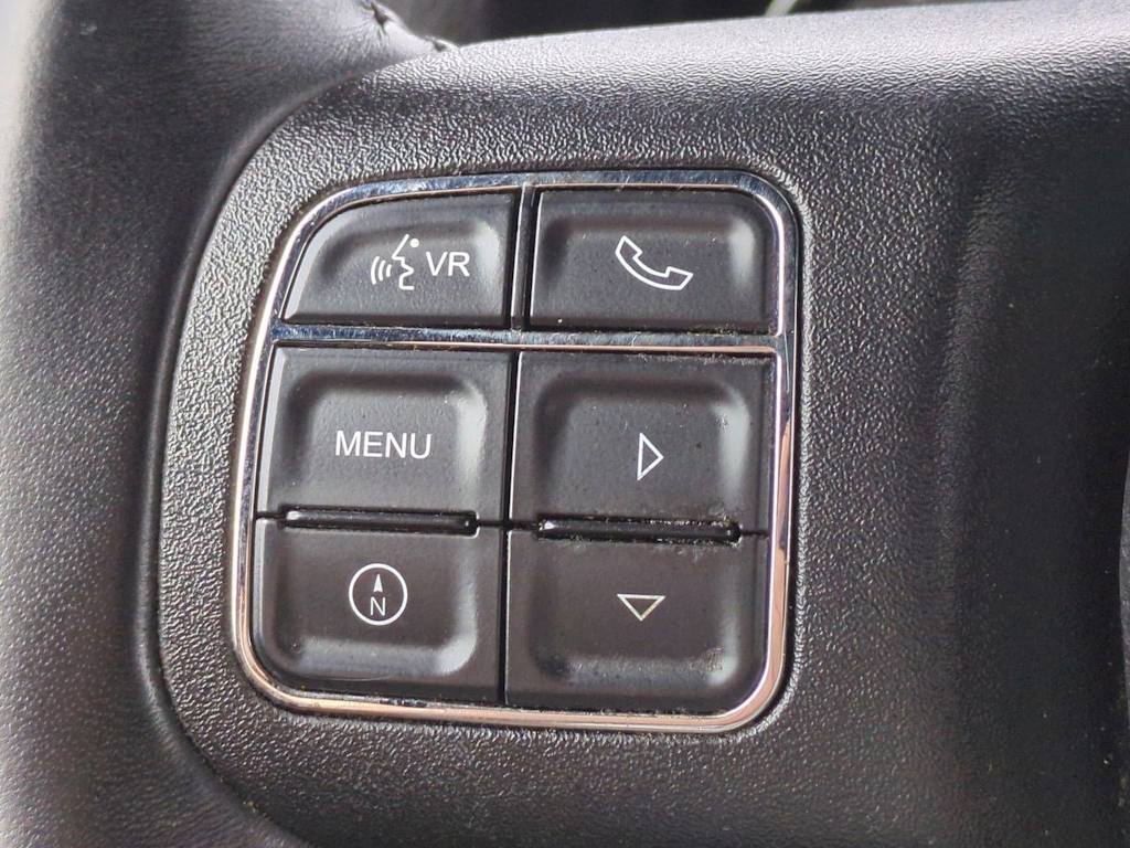 Thumbnail: 2015 Jeep Wrangler - 27