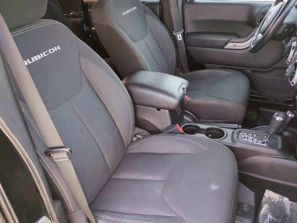 Thumbnail: 2015 Jeep Wrangler - 26