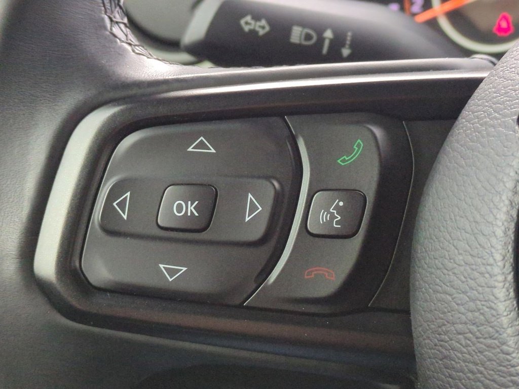 Thumbnail: 2018 Jeep Wrangler - 28