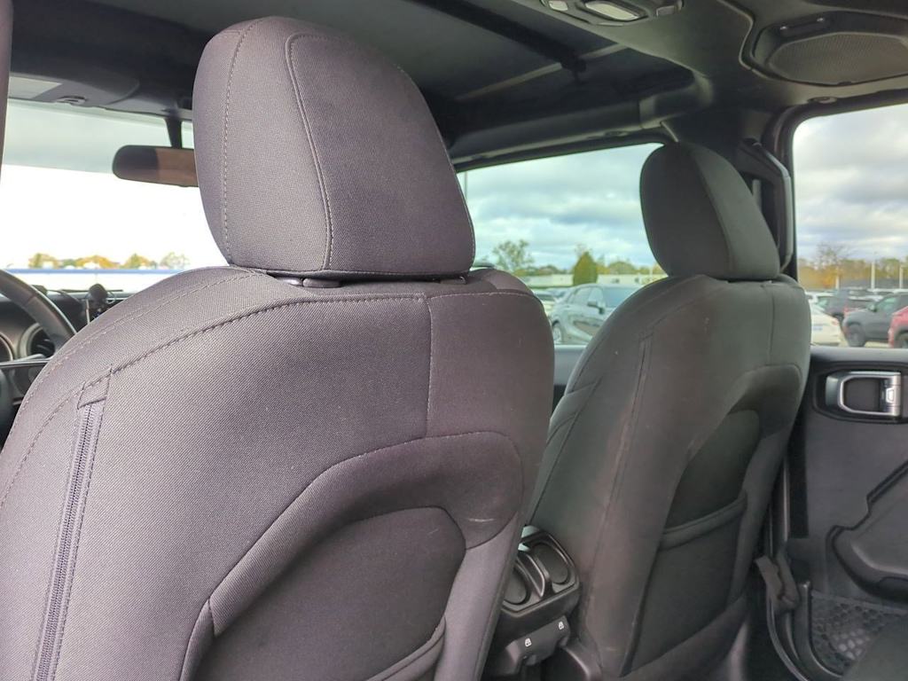 Thumbnail: 2018 Jeep Wrangler - 11