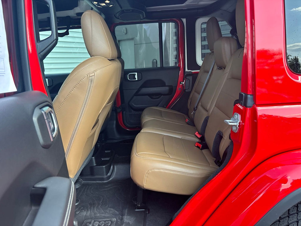Thumbnail: 2021 Jeep Wrangler - 6