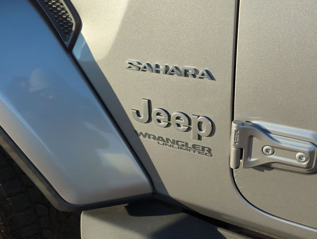 2018 Jeep Wrangler Unlimited Sahara 7