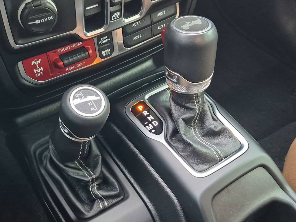 Thumbnail: 2021 Jeep Wrangler - 16