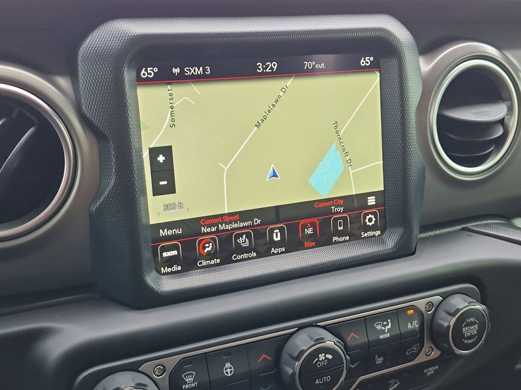 Thumbnail: 2021 Jeep Wrangler - 33